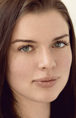 Джулия Фокс