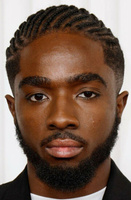 Калеб Маклафлин